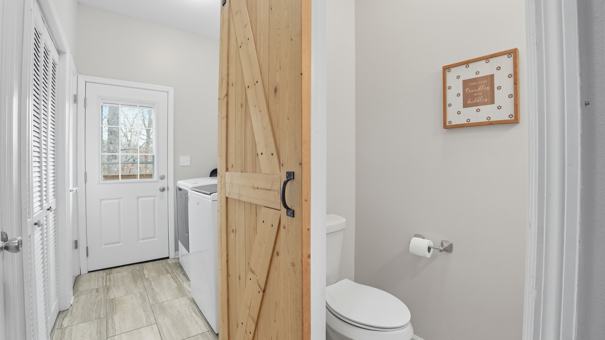270 Wood Bluff Road Winchester, TN 37398 - Photo 35 of 55 a bathroom with a sink and toilet