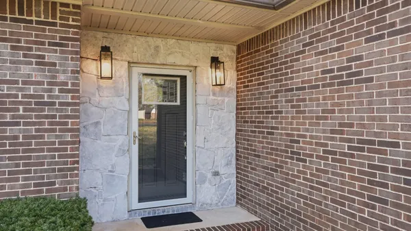 $469,000 | 270 Wood Bluff Road, Winchester, TN 37398