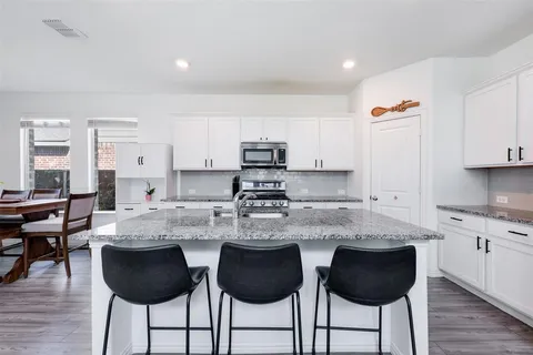 $485,000 | 5418 Riverwalk Parkway, Garland, TX 75048