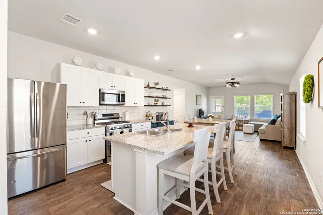 $265,000 | 13927 Borolanite Drive, San Antonio, TX 78253