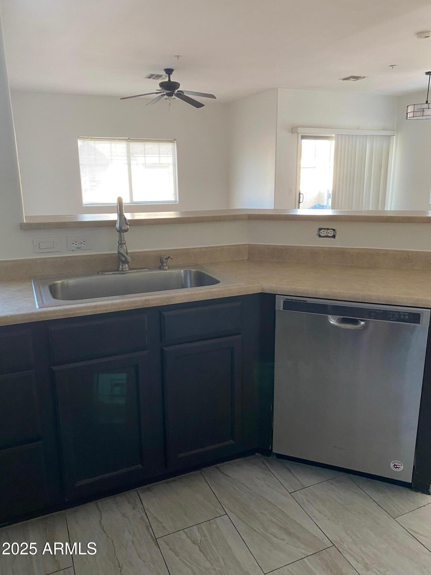 525 North Miller Road, Unit 239 Scottsdale, AZ 85257 - Photo 3 of 32 IMG_1686