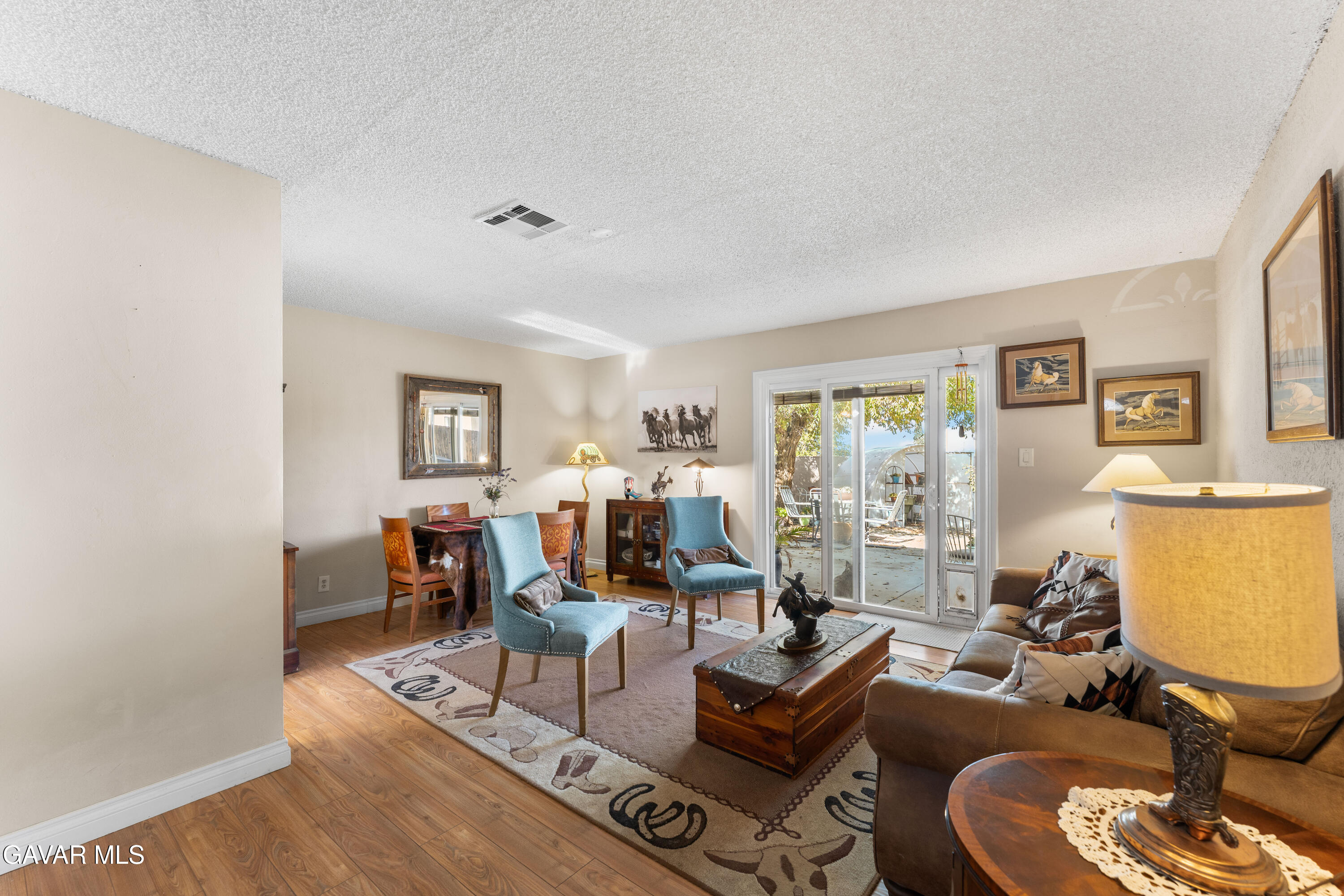 1633 Elizabeth Lake Road Palmdale, CA 93551 - Photo 5 of 32 Elizabeth Lake Rd-4