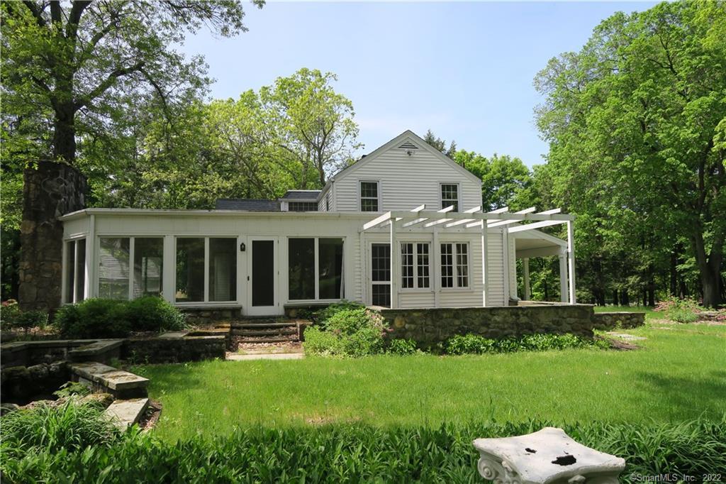222 Farms Village Road Simsbury, CT 06092 - Photo 1 of 1