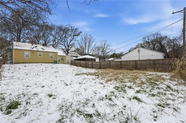 $134,900 | 341 North Quincy Avenue, Kansas City, MO 64123