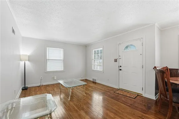 $134,900 | 341 North Quincy Avenue, Kansas City, MO 64123