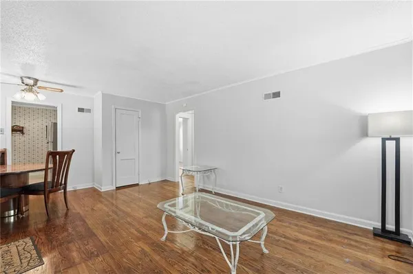 $134,900 | 341 North Quincy Avenue, Kansas City, MO 64123