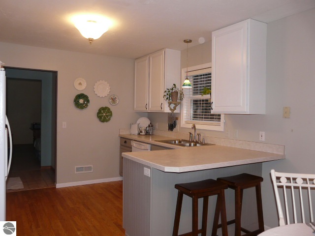9061 Shorter Lake Road Traverse City, MI 49684 - Photo 4 of 21 1779442-3.JPG