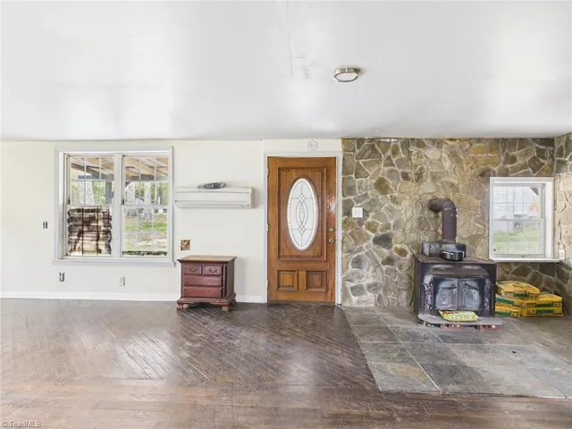 $245,000 | 4925 Day Court, Walkertown, NC 27051