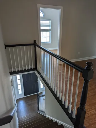 $2,600 | 8122 160th Street, Tinley Park, IL 60477