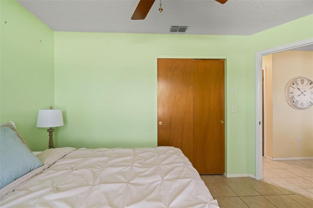13002 Oneida Street Spring Hill, FL 34609 - Photo 18 of 36