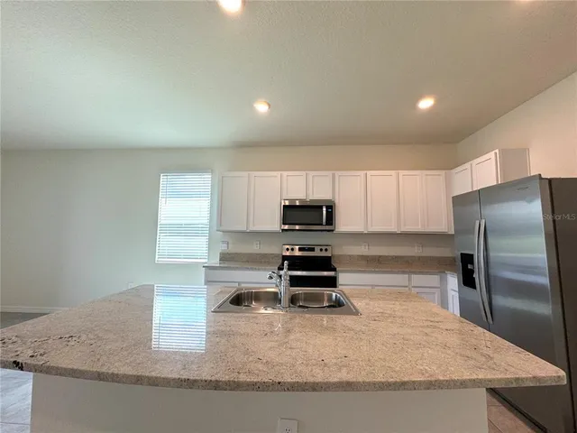 $2,650 | 8769 Milestone Drive, Sarasota, FL 34238