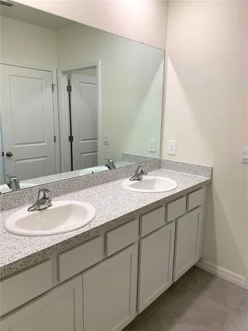 $2,650 | 8769 Milestone Drive, Sarasota, FL 34238