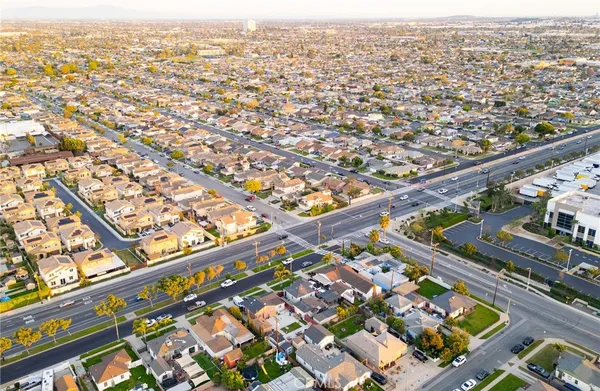 $725,000 | 1805 North Central Avenue, Los Angeles, CA 90059