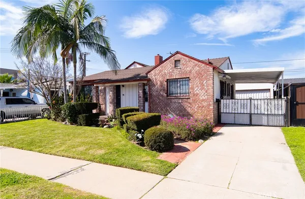 $725,000 | 1805 North Central Avenue, Los Angeles, CA 90059