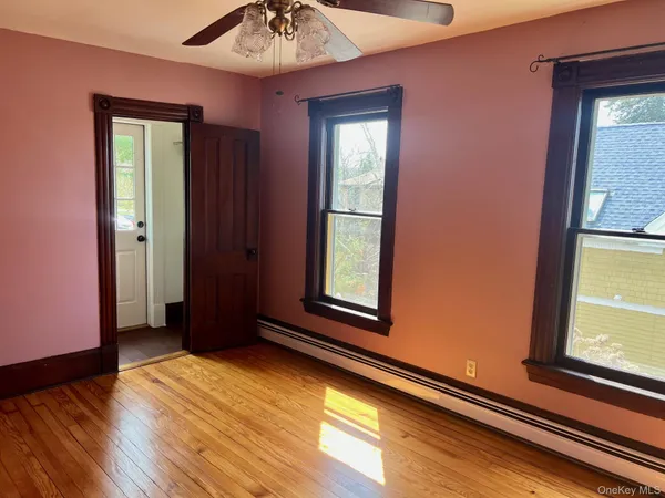 $3,200 | 8 Alden Place, Millbrook, NY 12545
