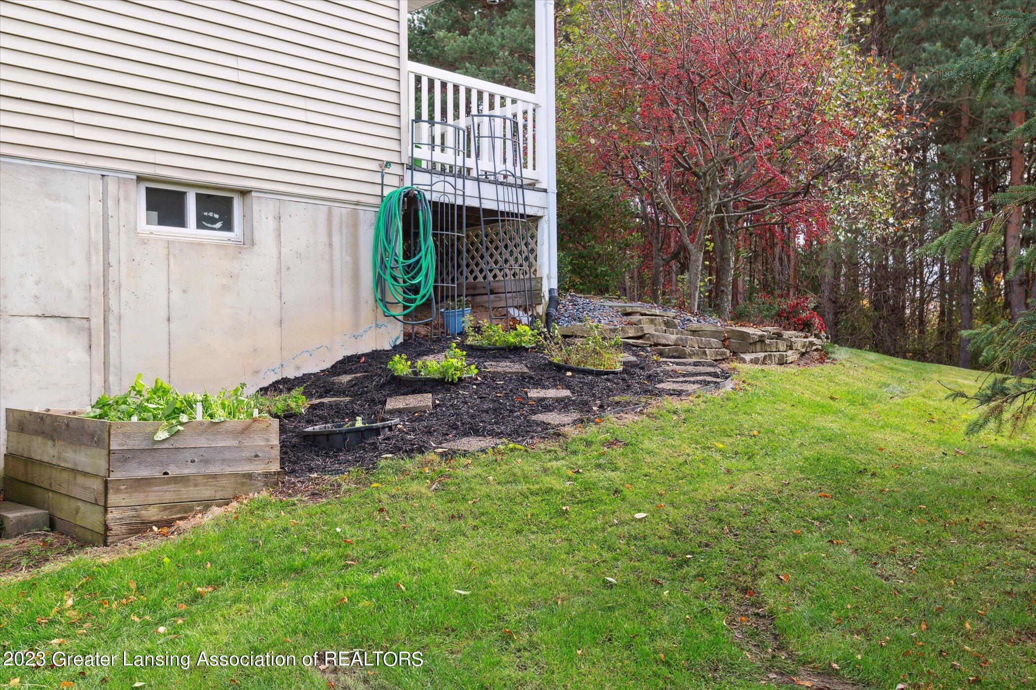 3566 West Columbia Road Mason, MI 48854 - Photo 39 of 56 46-3566-W-Columbia-Rd-Mason-MI-48854-Win