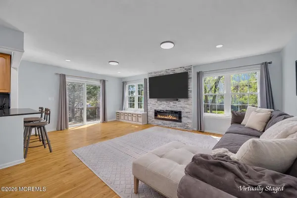 $595,000 | 44 Rozalyn Lane, Laurence Harbor, NJ 08879