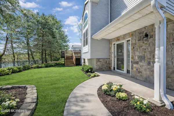 $595,000 | 44 Rozalyn Lane, Laurence Harbor, NJ 08879