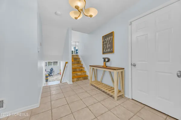 $595,000 | 44 Rozalyn Lane, Laurence Harbor, NJ 08879