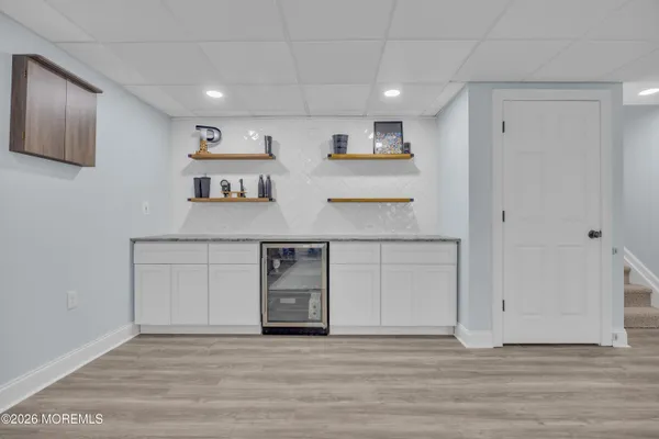 $595,000 | 44 Rozalyn Lane, Laurence Harbor, NJ 08879