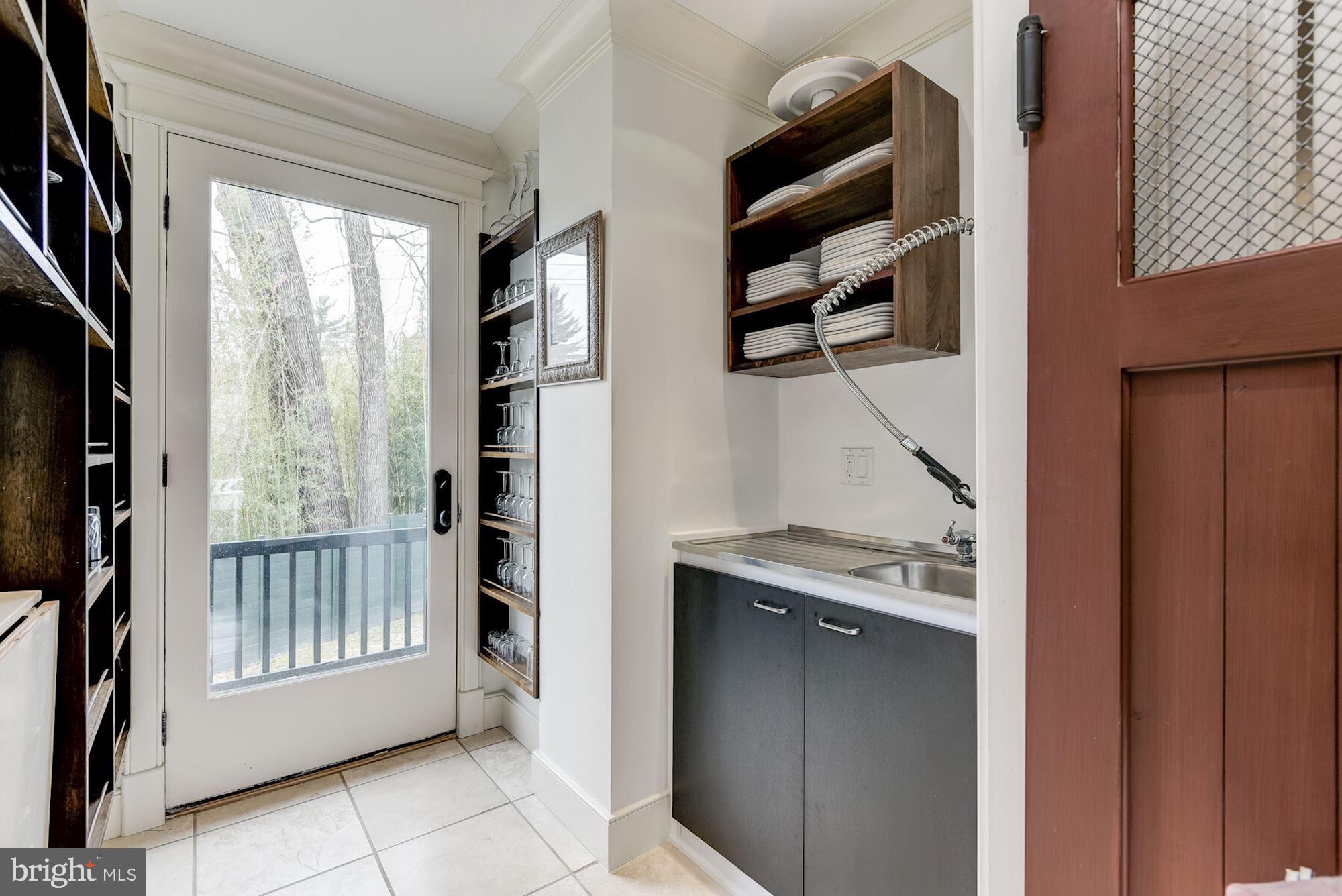 5800 Highland Drive Chevy Chase, MD 20815 - Photo 15 of 51 Butler's Pantry