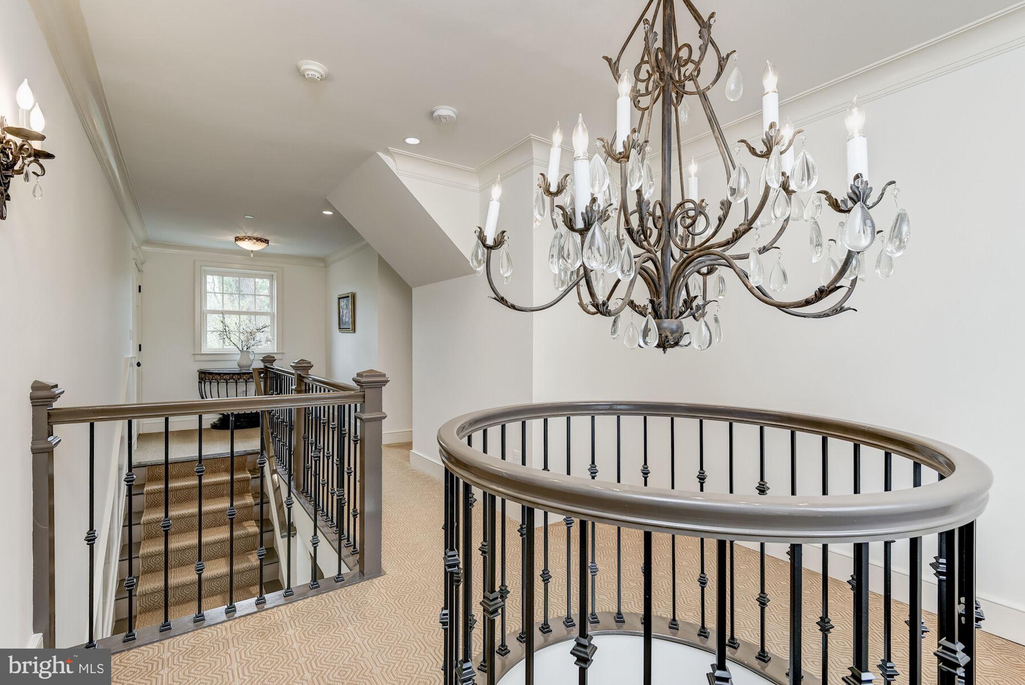 5800 Highland Drive Chevy Chase, MD 20815 - Photo 20 of 51 Upstairs Landing