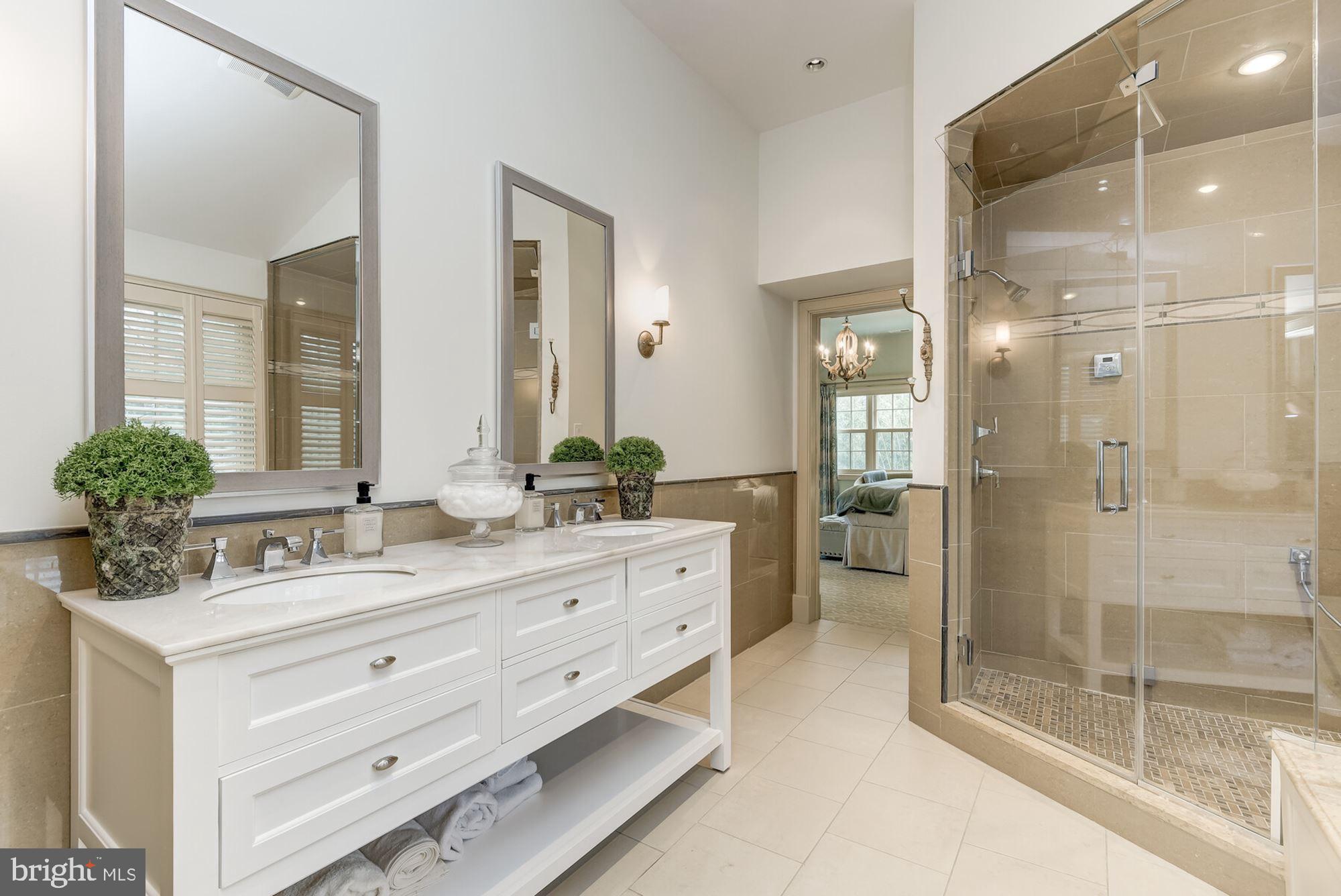 5800 Highland Drive Chevy Chase, MD 20815 - Photo 26 of 51 Primary Full Bathroom