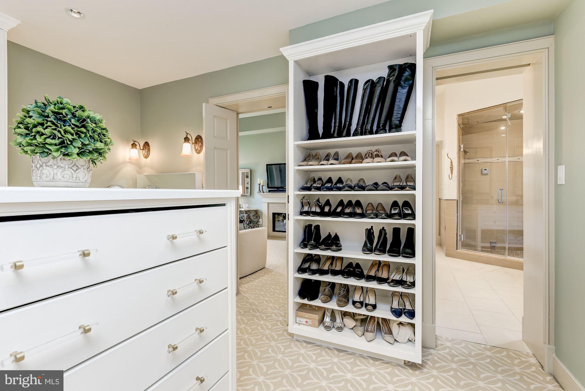 5800 Highland Drive Chevy Chase, MD 20815 - Photo 29 of 51 Primary Walk-in Closet