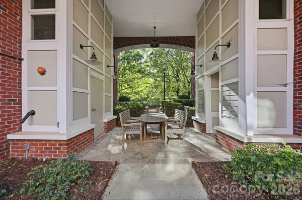 $442,000 | 100 North Laurel Avenue, Unit 115, Charlotte, NC 28207