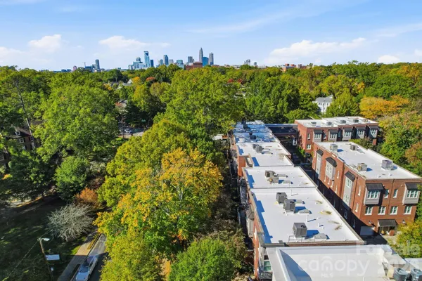 $442,000 | 100 North Laurel Avenue, Unit 115, Charlotte, NC 28207