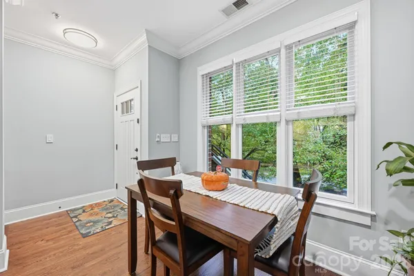$442,000 | 100 North Laurel Avenue, Unit 115, Charlotte, NC 28207