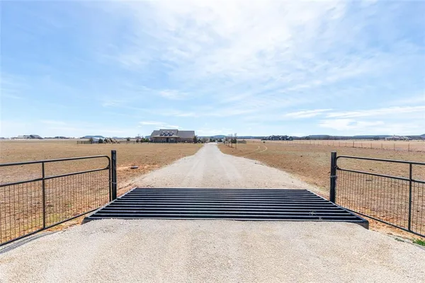 $759,900 | 855 County Road 621, Tuscola, TX 79562