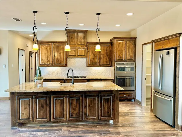 $785,000 | 855 County Road 621, Tuscola, TX 79562