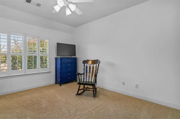 $889,900 | 9114 Parson Drive, Lantana, TX 76226