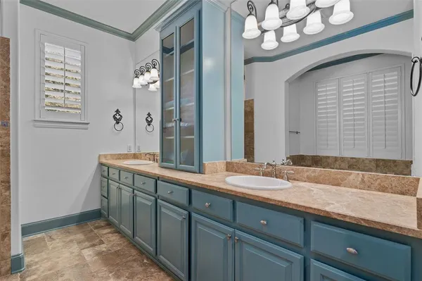 $889,900 | 9114 Parson Drive, Lantana, TX 76226