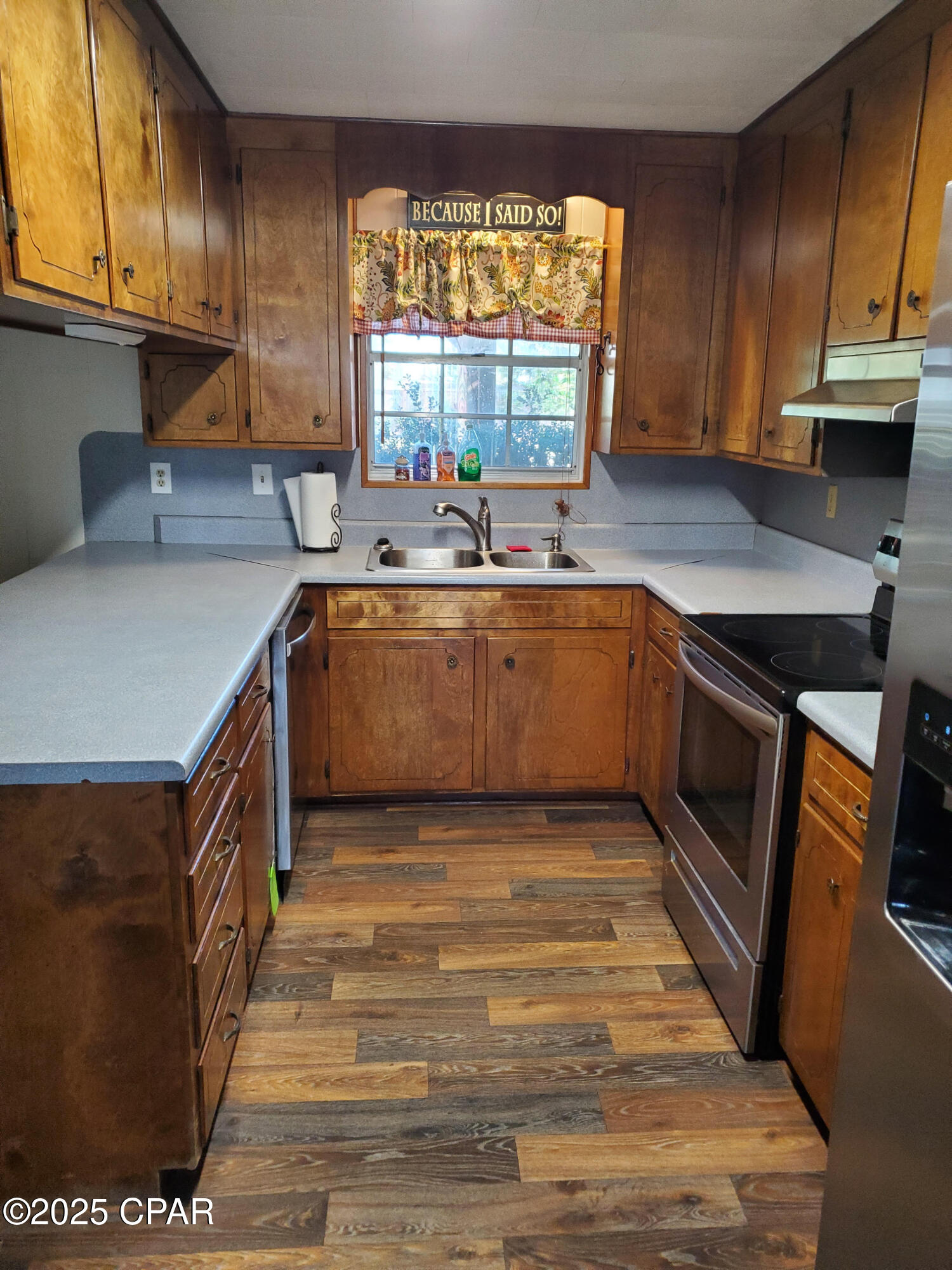 1744 Florida Street Alford, FL 32420 - Photo 4 of 13