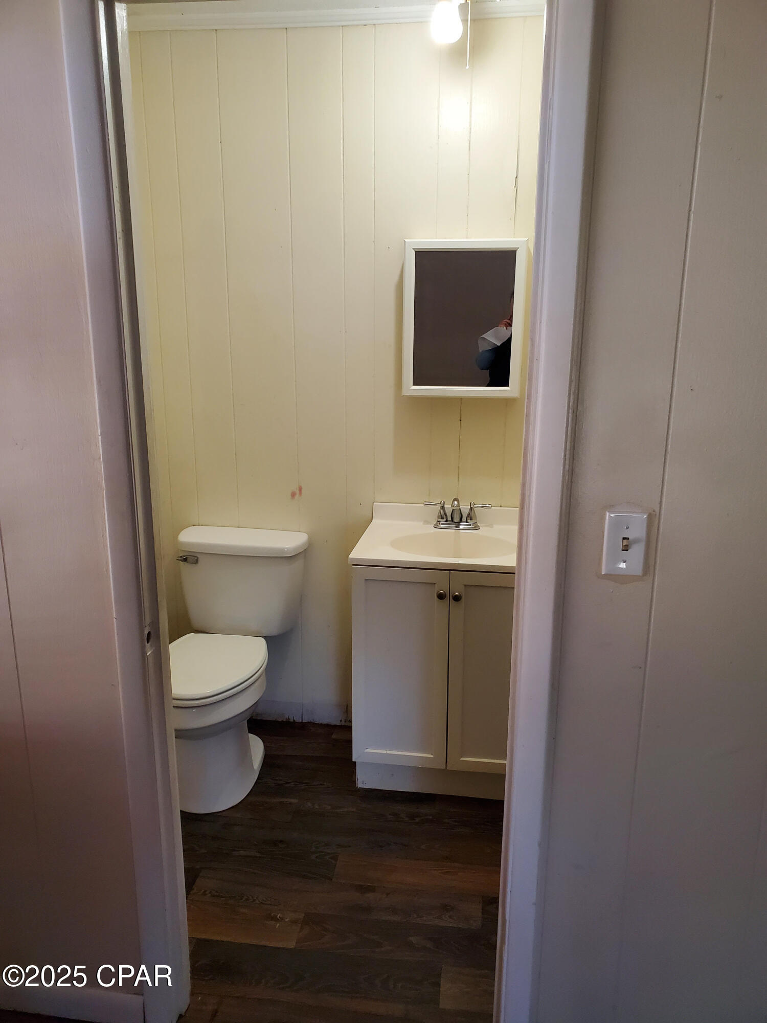 1744 Florida Street Alford, FL 32420 - Photo 8 of 13