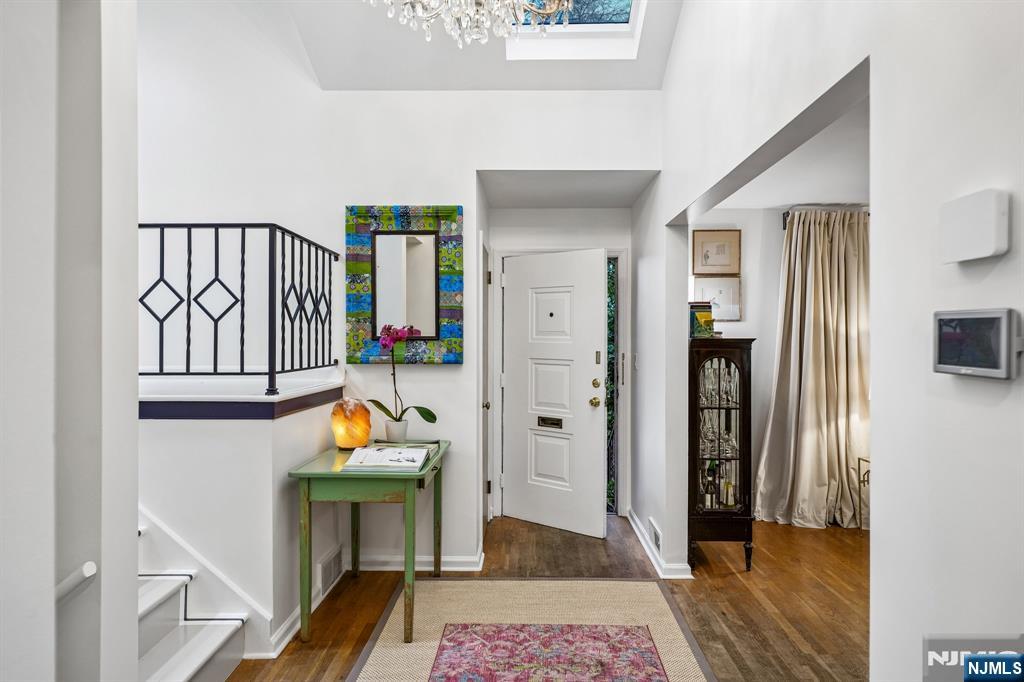 398 Grove Street Montclair, NJ 07043 - Photo 15 of 48