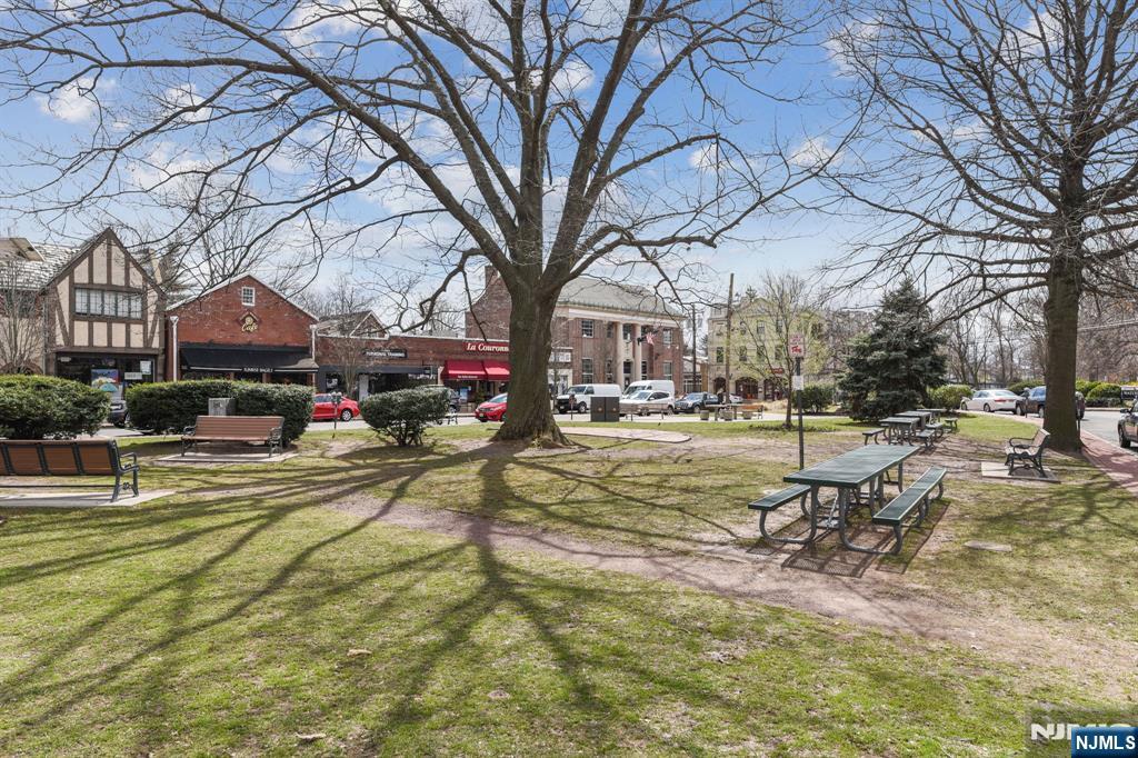 398 Grove Street Montclair, NJ 07043 - Photo 43 of 48