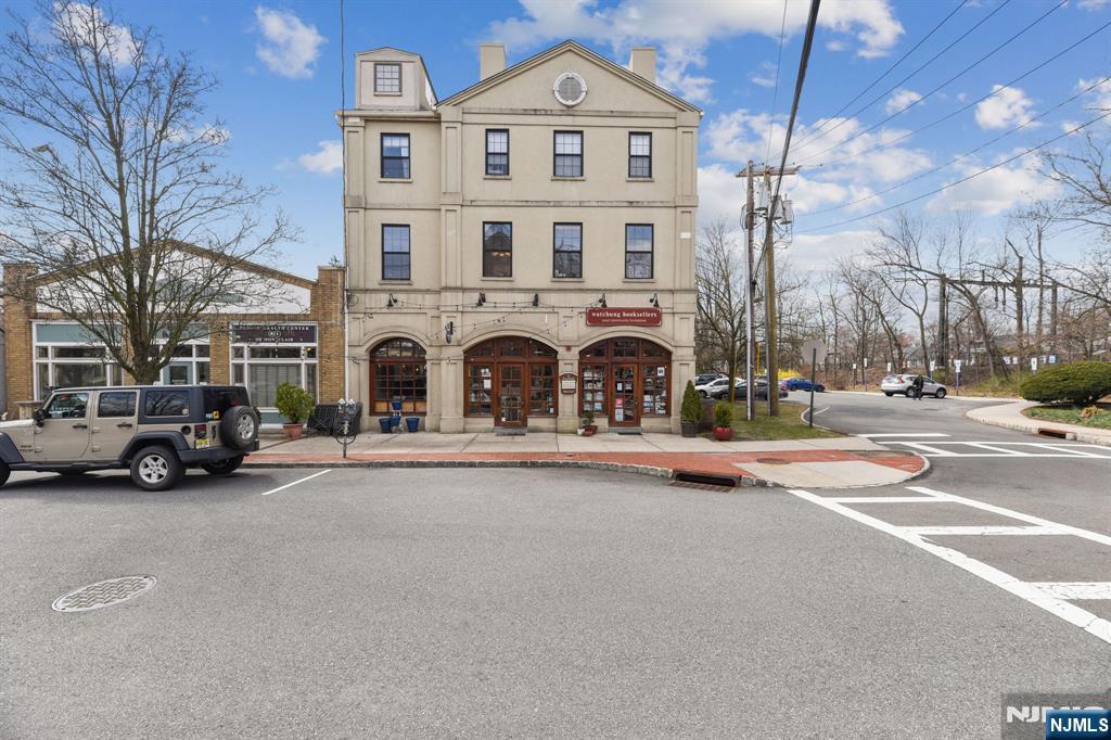 398 Grove Street Montclair, NJ 07043 - Photo 45 of 48