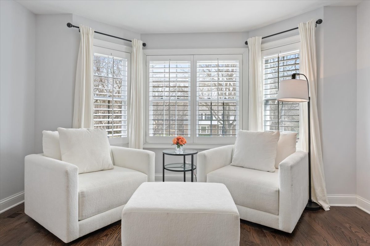 1588 White Oak Road Lake Forest, IL 60045 - Photo 13 of 35 a living room with furniture and a large window