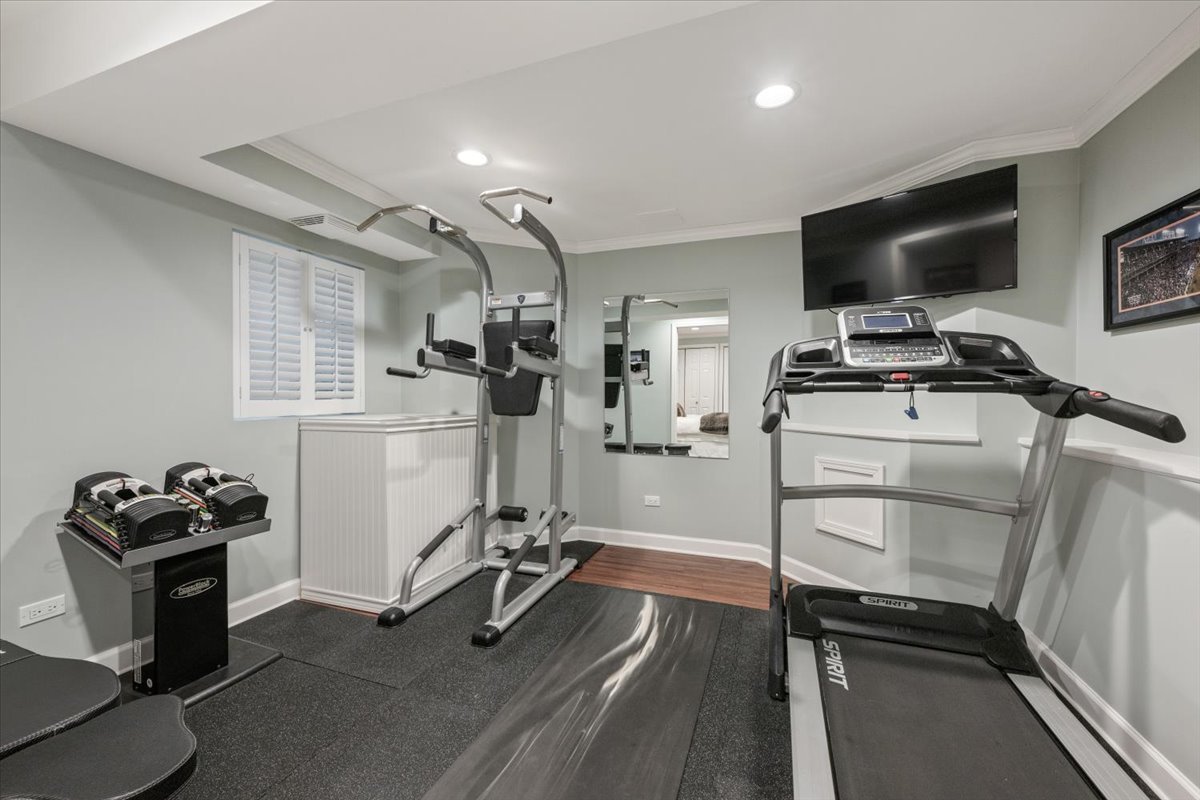 1588 White Oak Road Lake Forest, IL 60045 - Photo 28 of 35 a view of a room with gym equipment