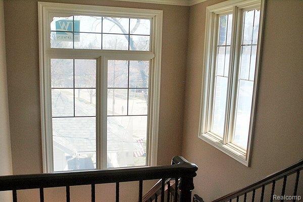 708 Quarter Street Rochester, MI 48307 - Photo 12 of 25 Plentiful windows
