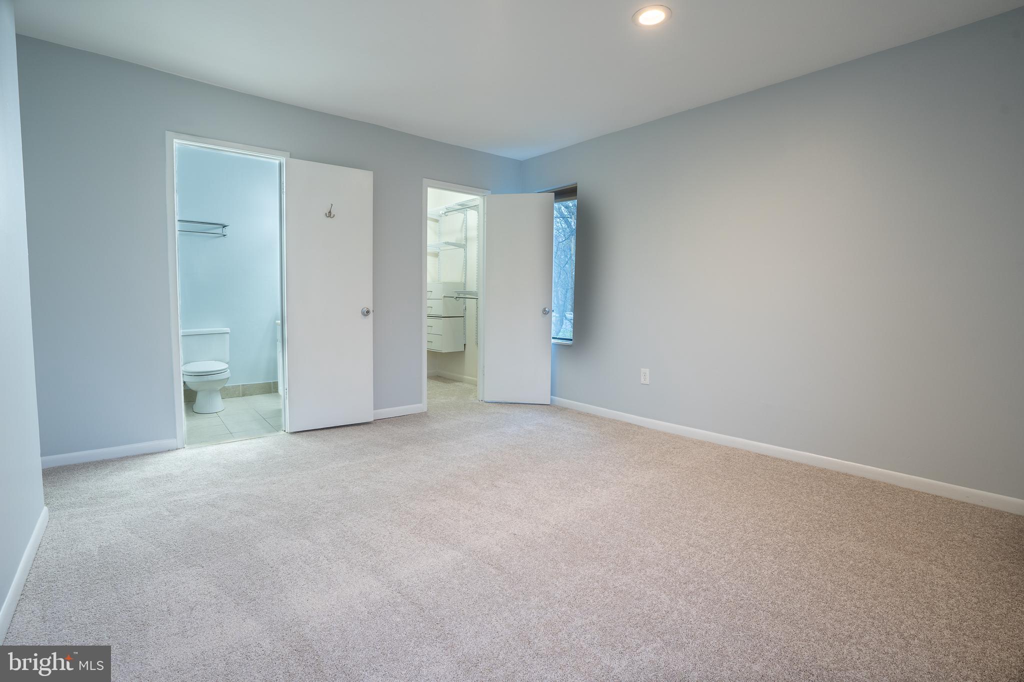 5870 Thunder Hill Road, Unit C3 Columbia, MD 21045 - Photo 14 of 20 MASTER BEDROOM