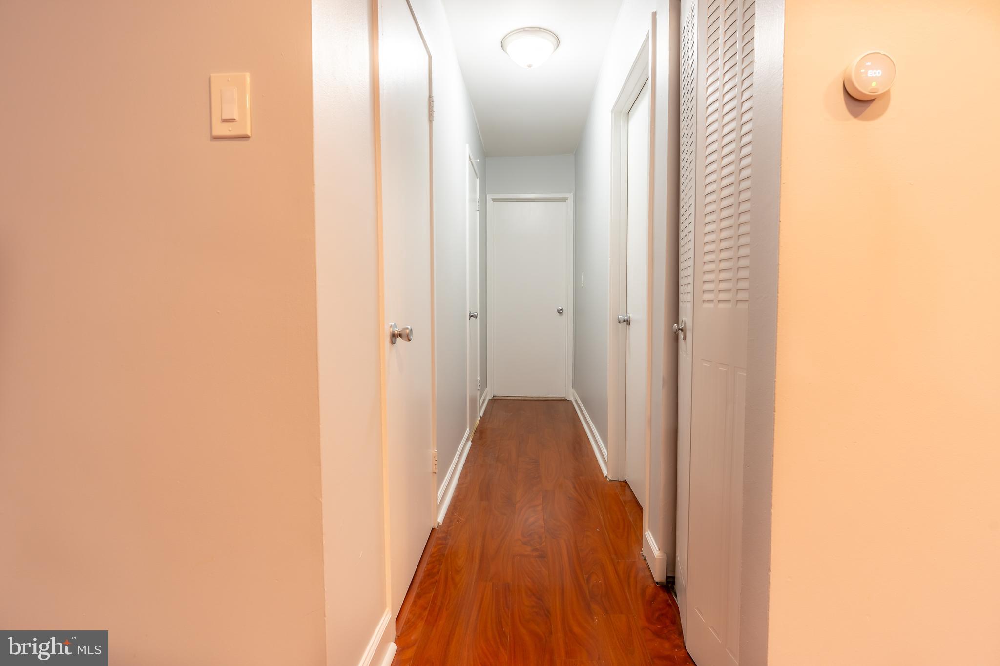 5870 Thunder Hill Road, Unit C3 Columbia, MD 21045 - Photo 9 of 20 HALLWAY