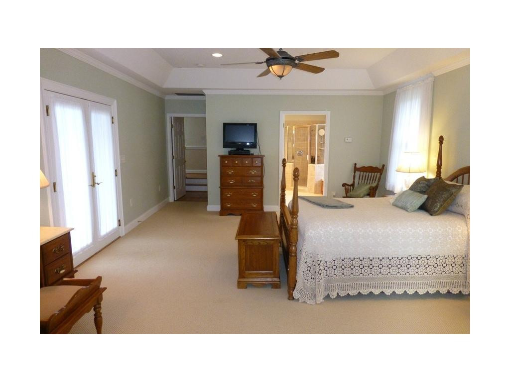 1555 Hanford Road Graham, NC 27253 - Photo 11 of 24 Gallery Image 11