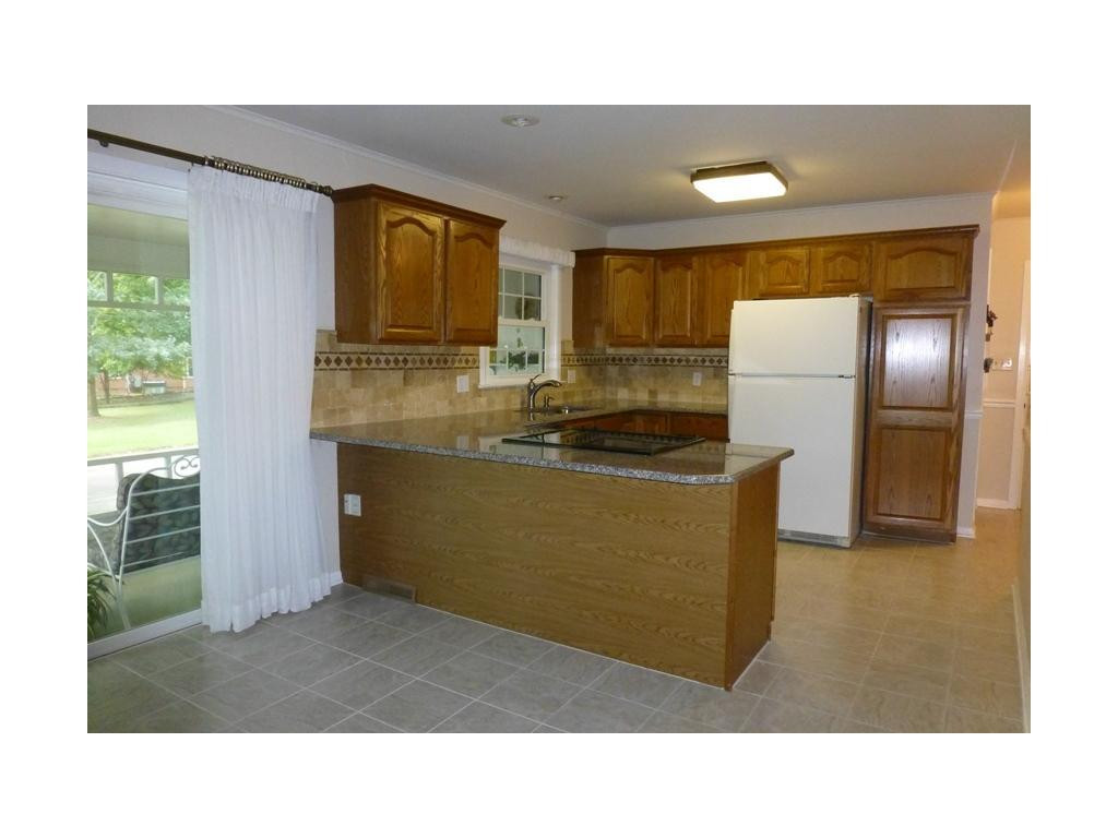 1555 Hanford Road Graham, NC 27253 - Photo 8 of 24 Gallery Image 8