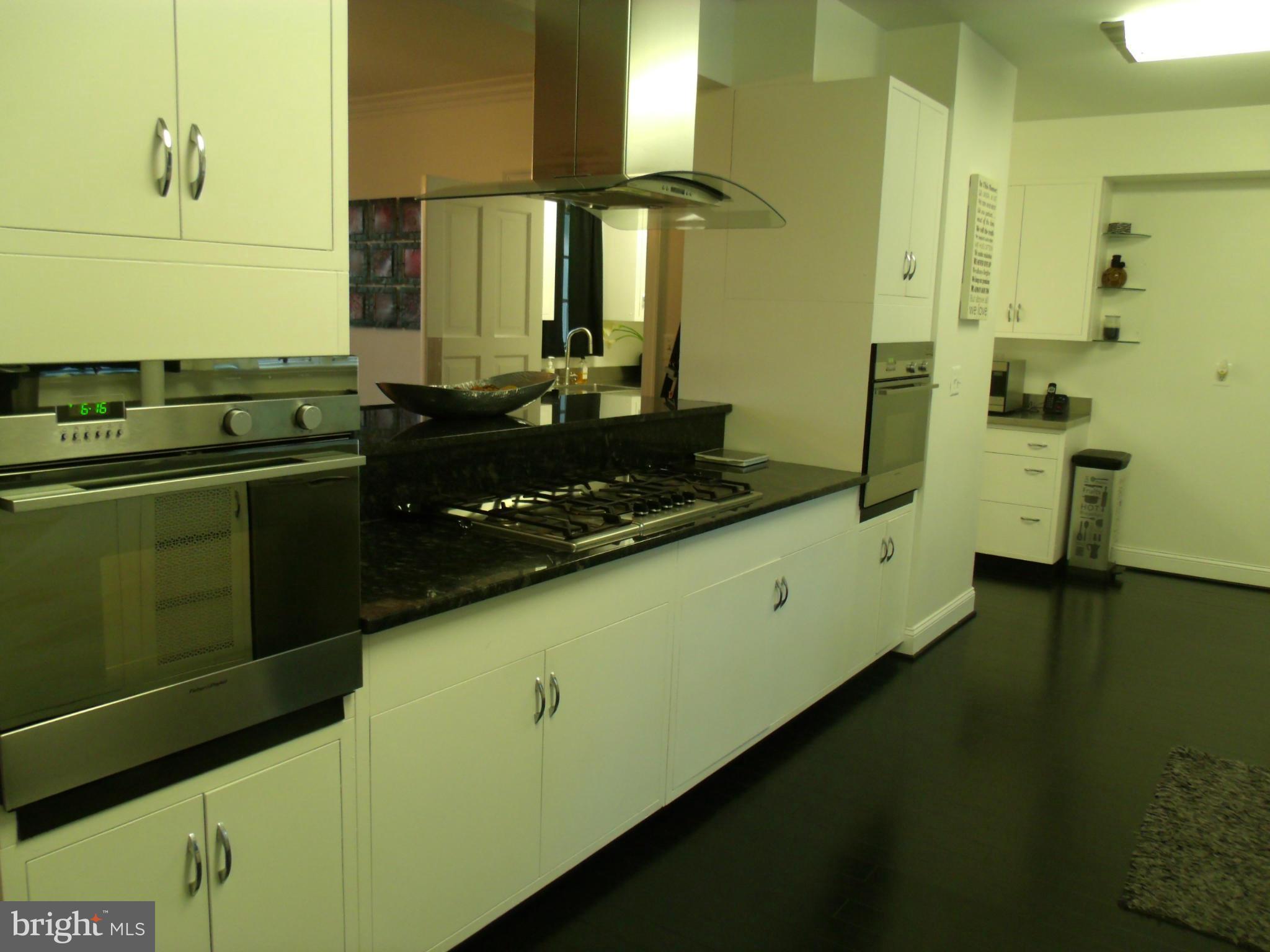 4007 Old Court Road Baltimore, MD 21208 - Photo 14 of 30 Kitchen