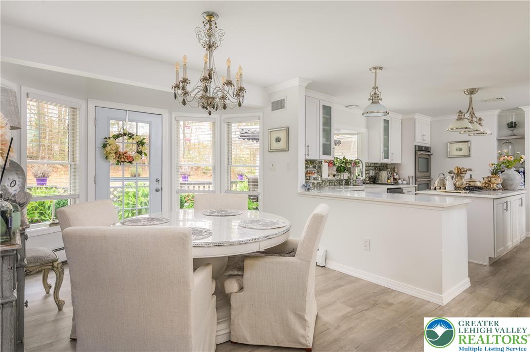 3038 Hemlock Road Stroudsburg, PA 18360 - Photo 8 of 64 Gallery Image 8