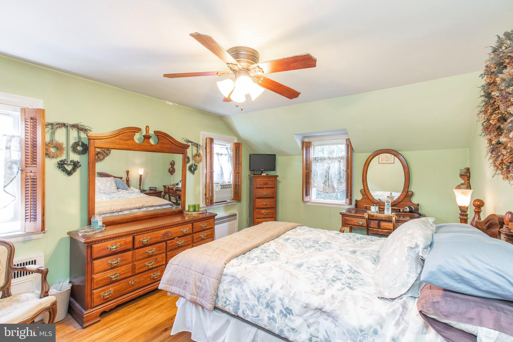 157 Upland Road Havertown, PA 19083 - Photo 28 of 38